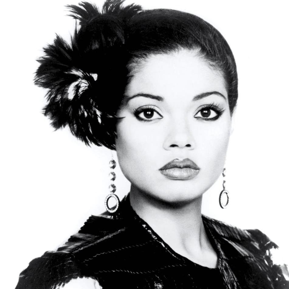 Cover image for Angela Bofill