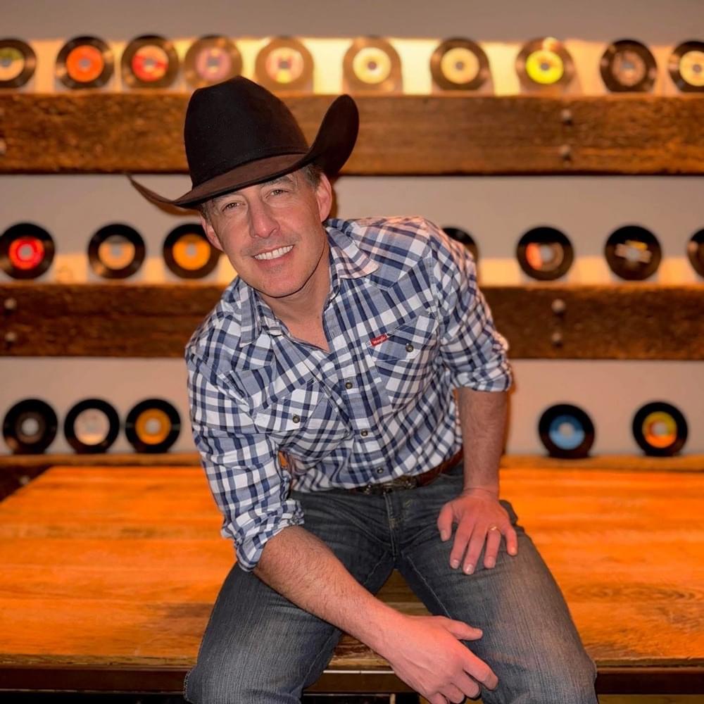 Aaron Watson Profile Picture Photo of Aaron Watson