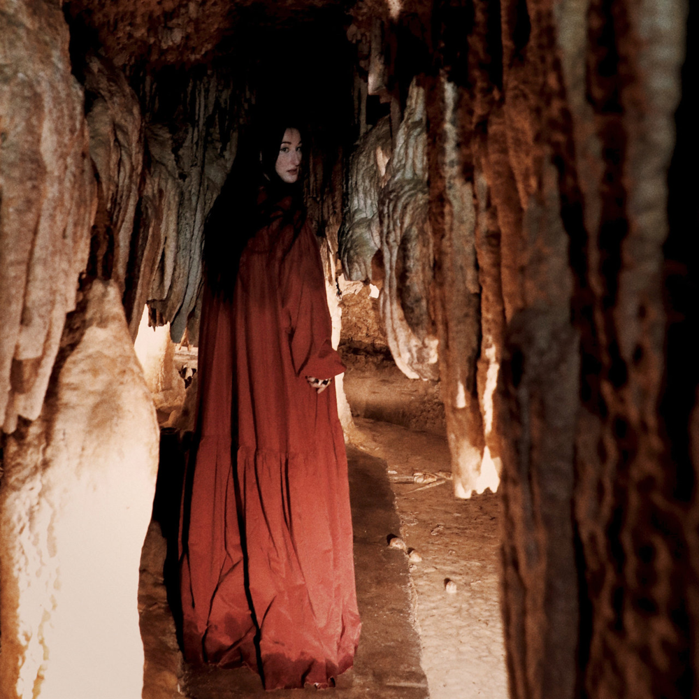 Album cover art for "Lost" by Zola Jesus