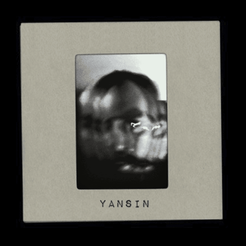 Album cover art for "Yansın" by Cihan Mürtezaoğlu