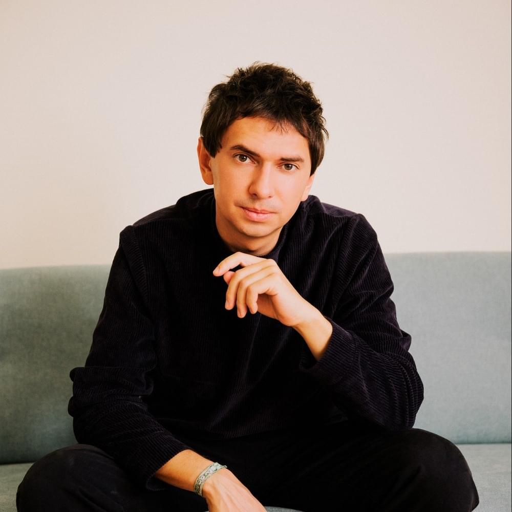 Julian le Play Profile Picture Photo of Julian le Play