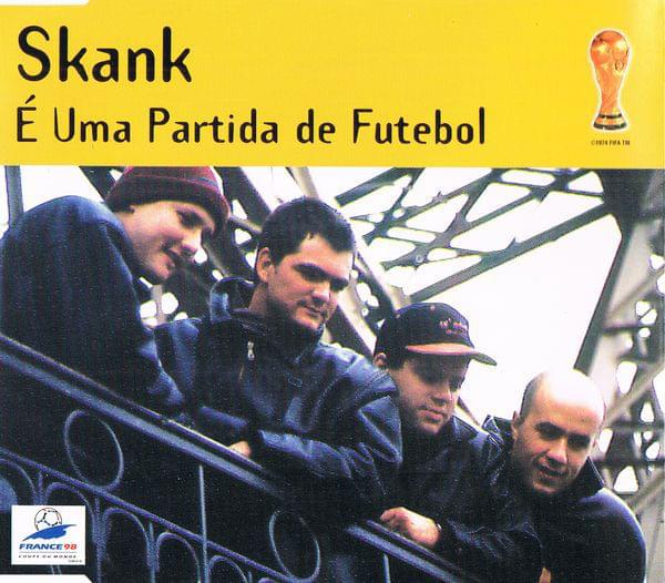Album cover art for "É uma Partida de Futebol" by Skank
