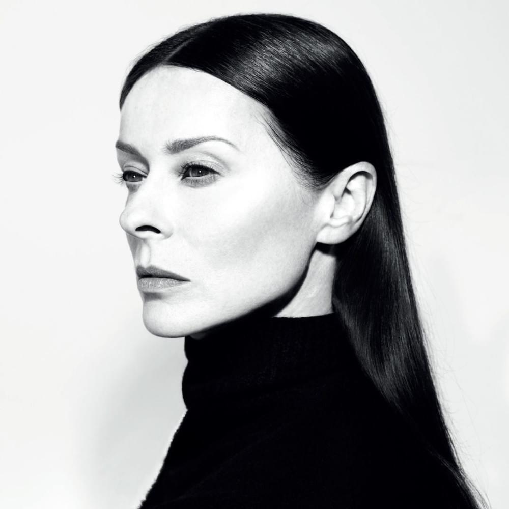 Lisa Stansfield Profile Picture Photo of Lisa Stansfield