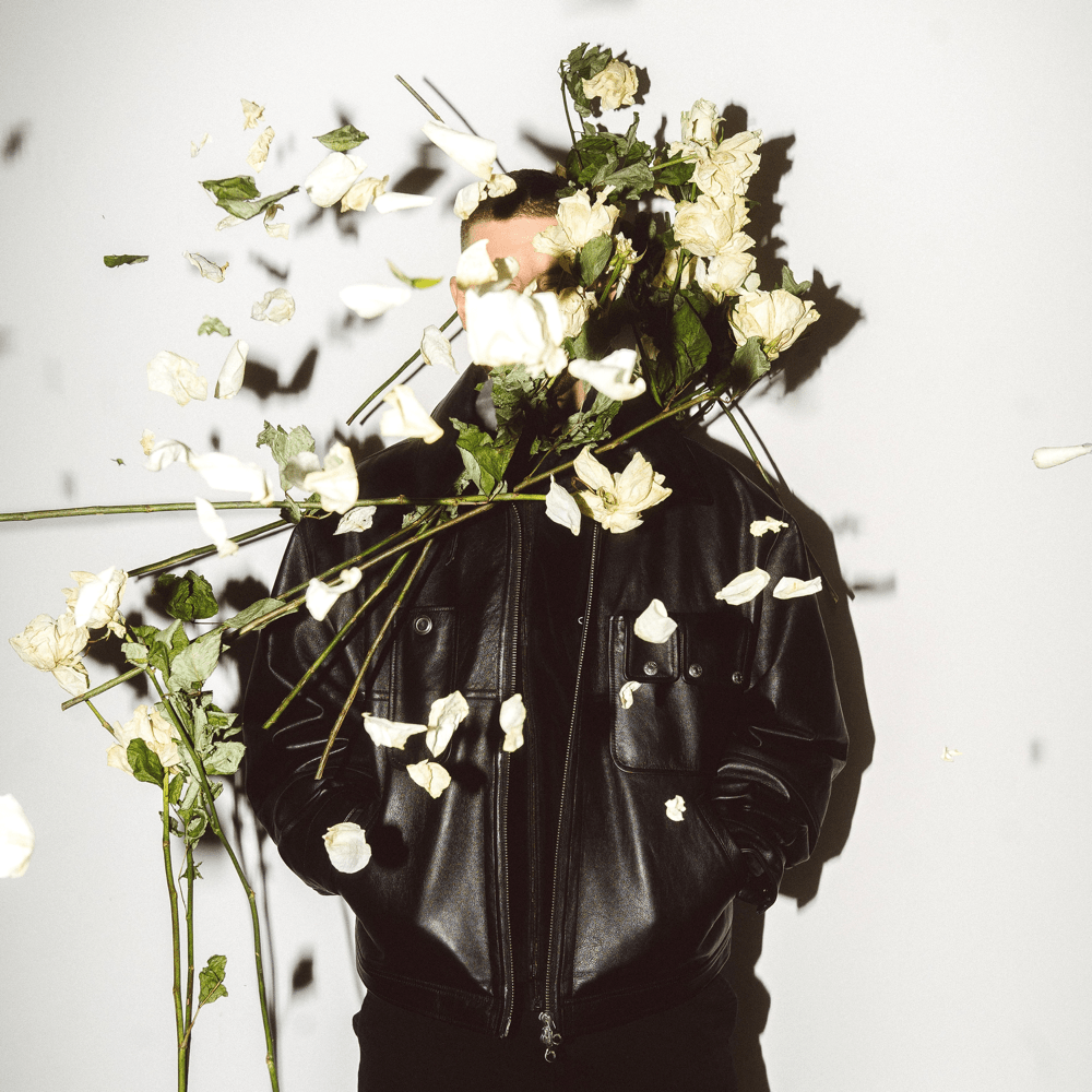 Album cover art for "Eins noch" by Olson