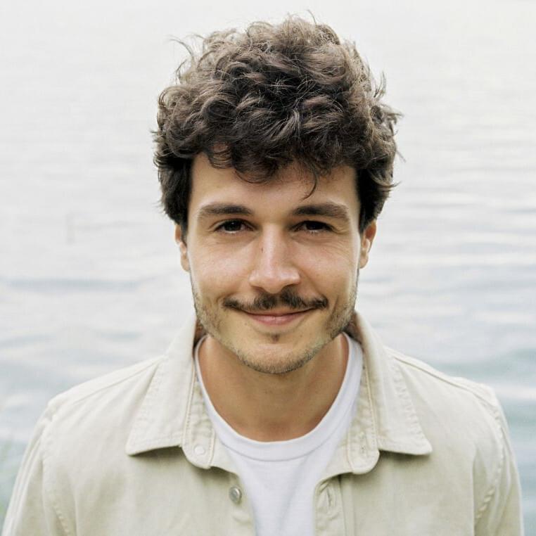 Cover image for Miki Núñez
