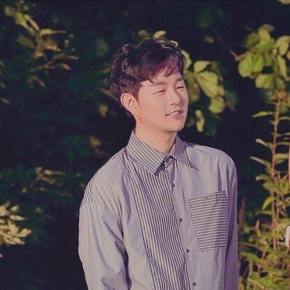 Llwyd (루이드) Profile Picture Photo of Llwyd (루이드)