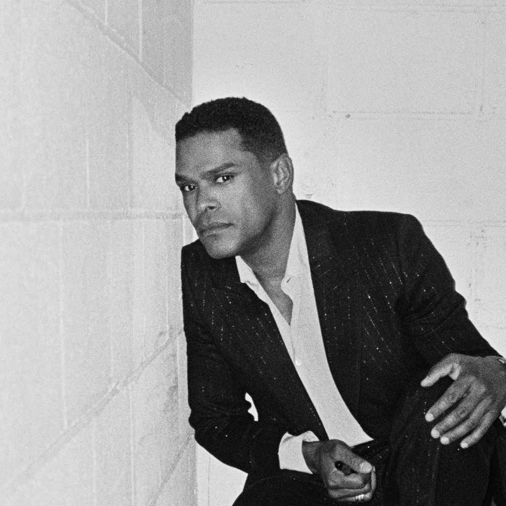 Photo of Maxwell