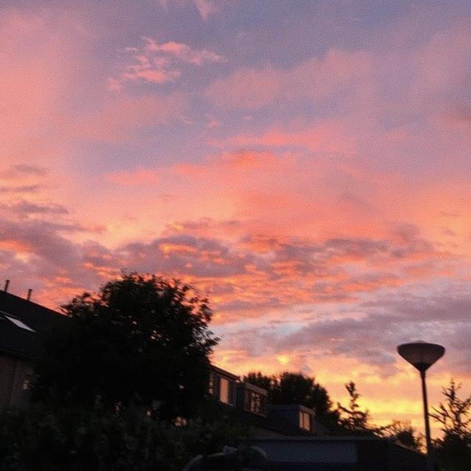 Album cover art for "Extrañándote" by Stu26