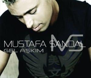 Album cover art for "Gel Aşkım" by Mustafa Sandal