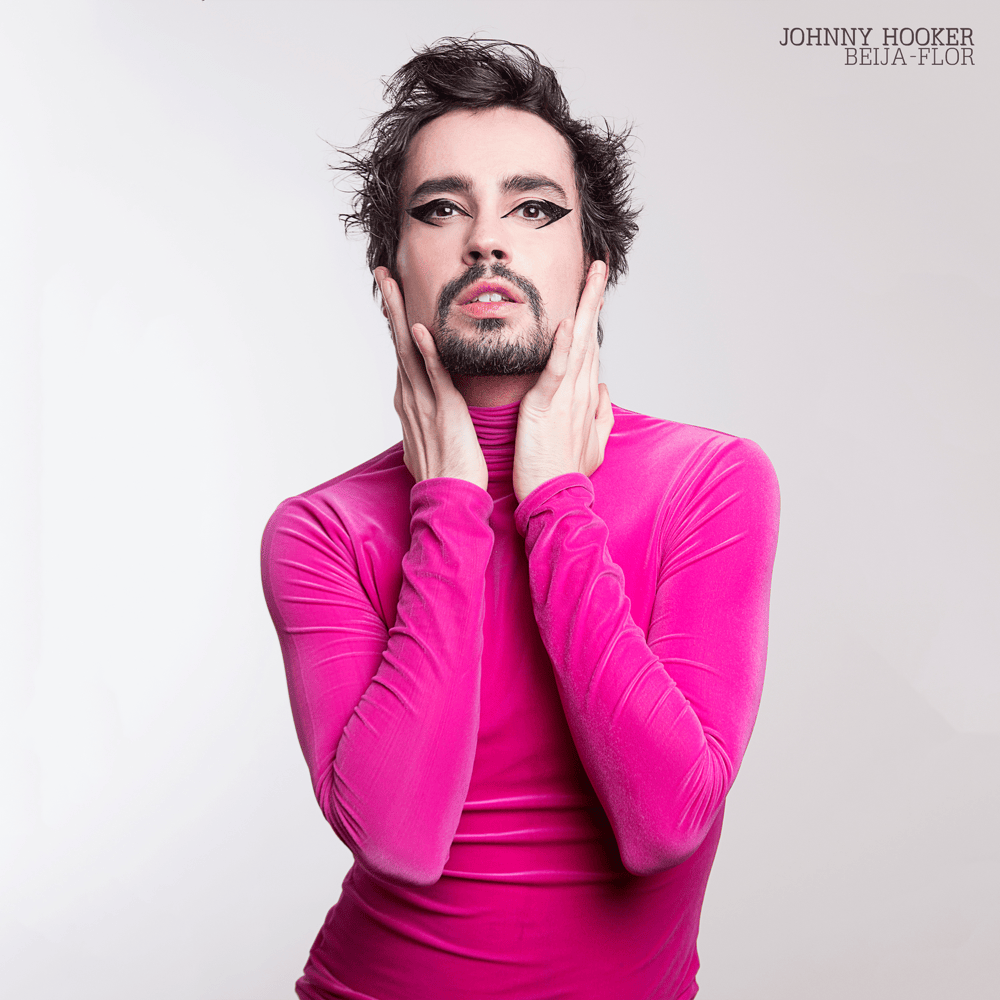 Album cover art for "Beija-Flor" by Som Livre