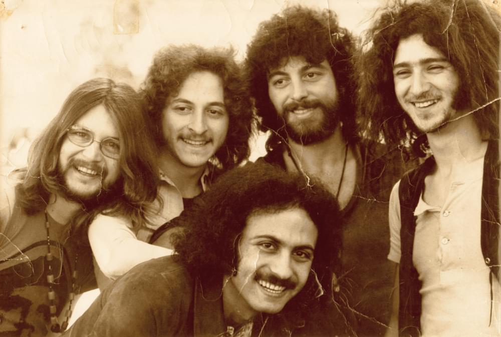 Cover image for The Churchills - הצ’רצ’ילים