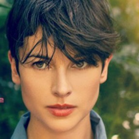 Cover image for Amelia Warner