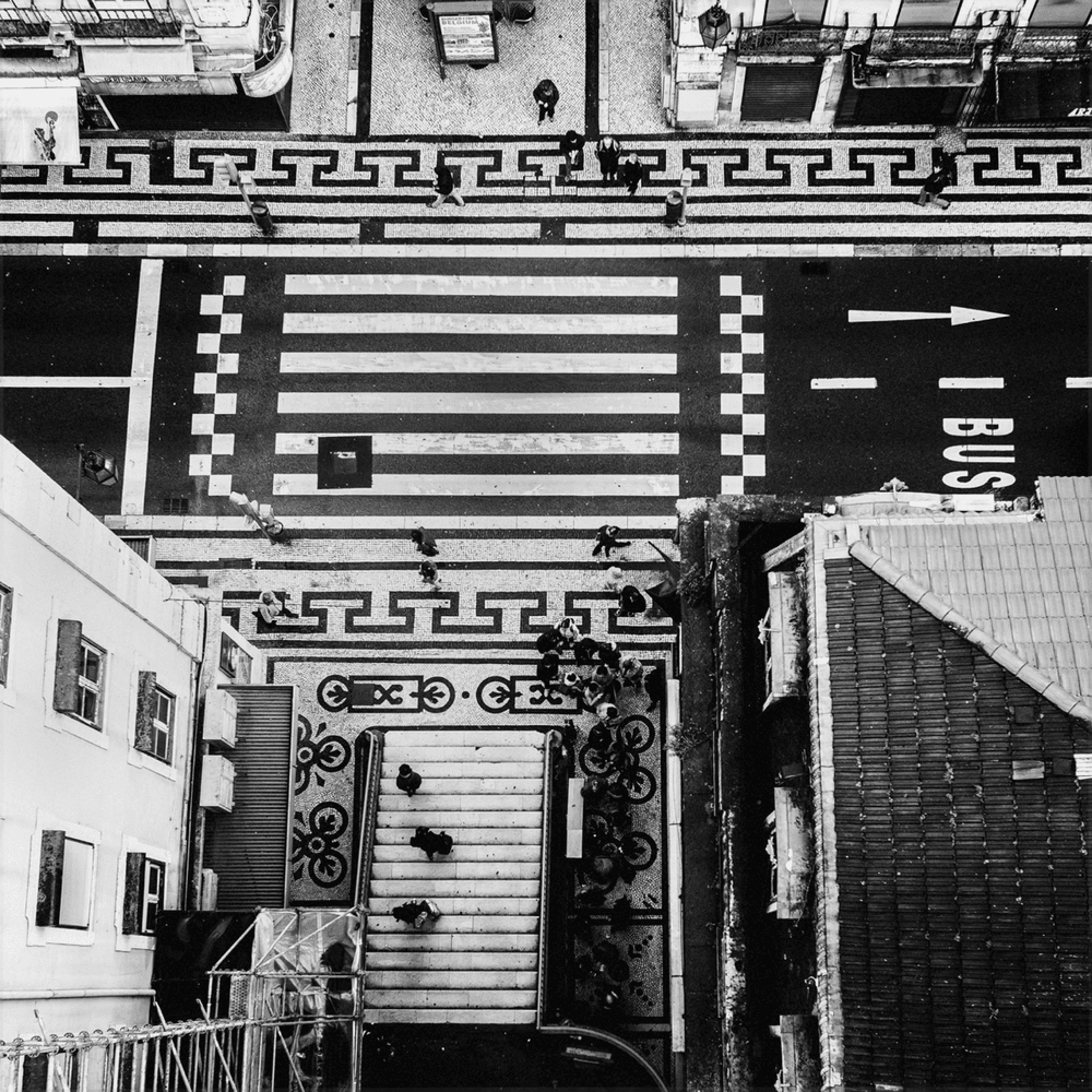 Album cover art for "Tilezeit" by FloFilz