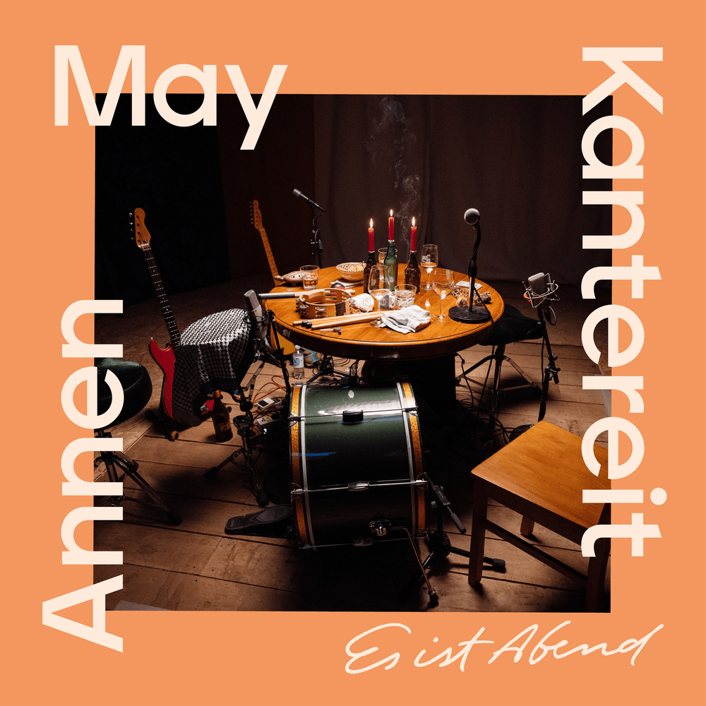 Album cover art for "Es ist Abend" by AnnenMayKantereit