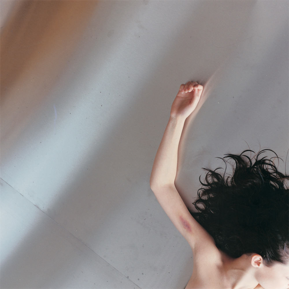 Album cover art for "Bruise Pristine" by Placebo