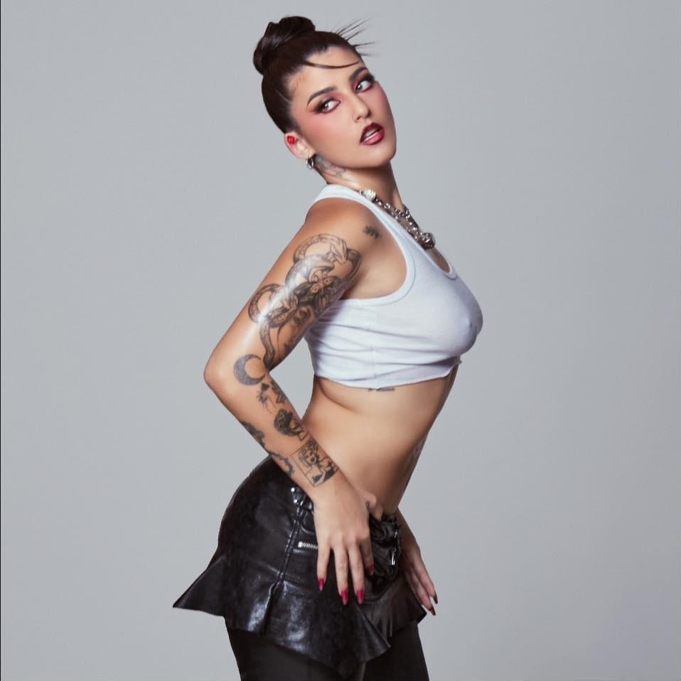 Cover image for Marie