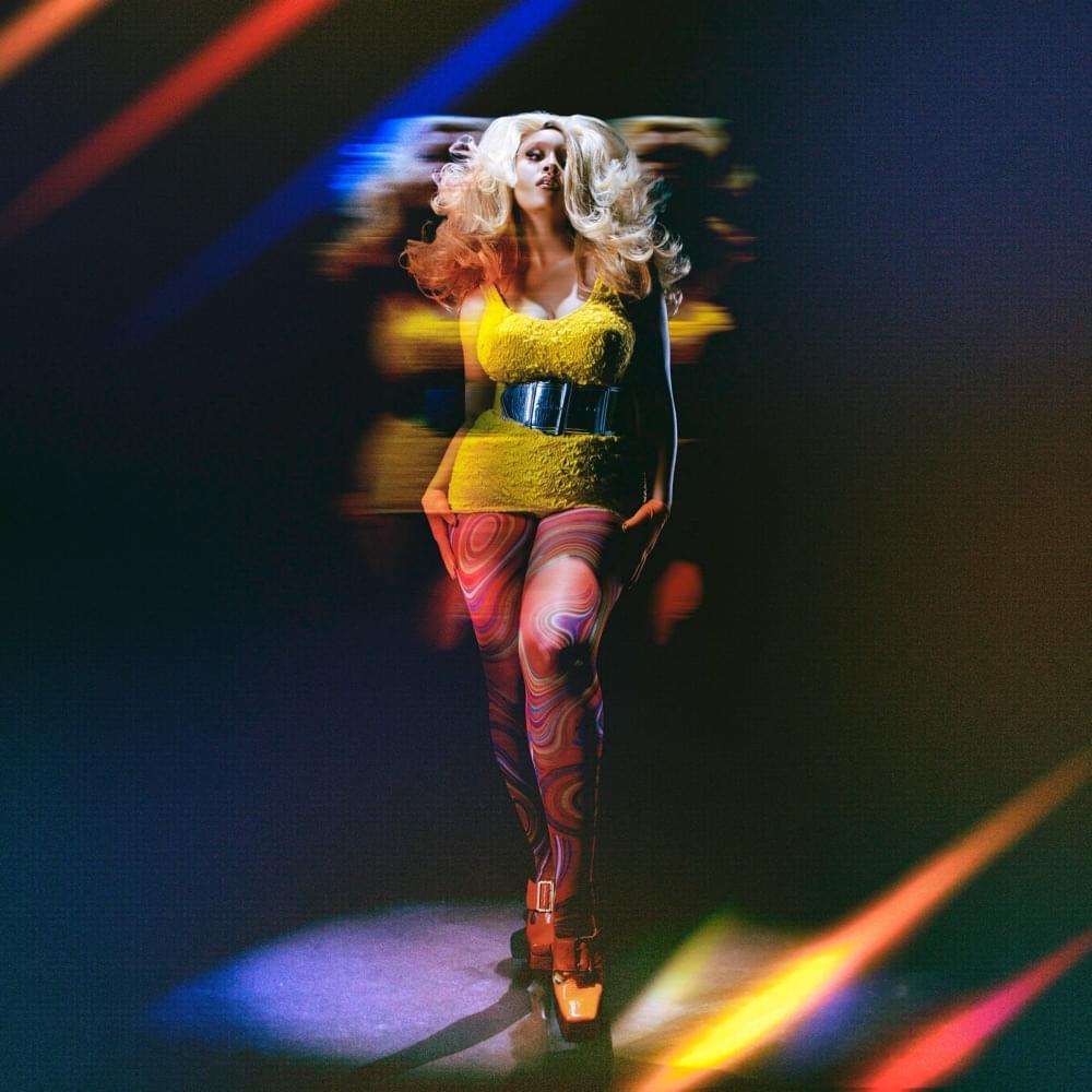 Album cover art for "Make It Look Easy" by LION BABE