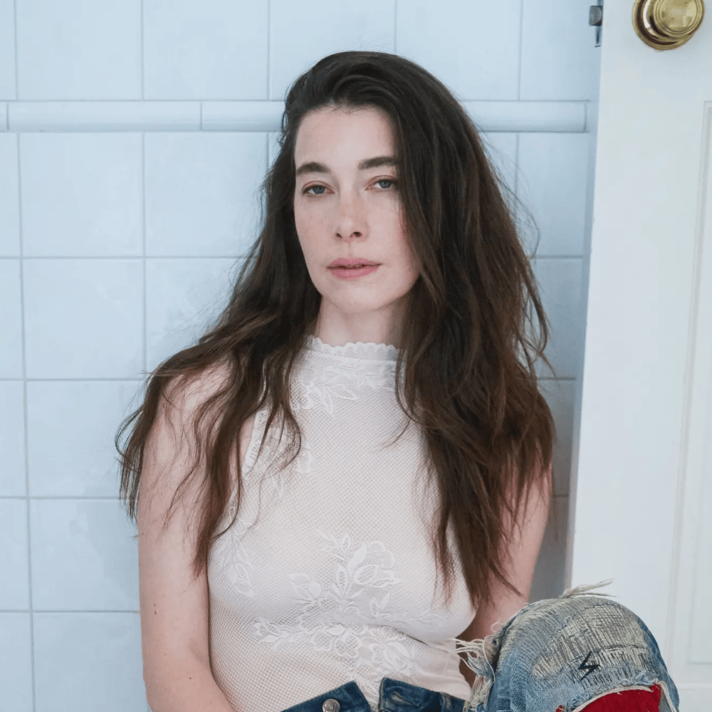 Danielle Haim Profile Picture Photo of Danielle Haim