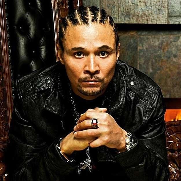 Cover image for Bizzy Bone