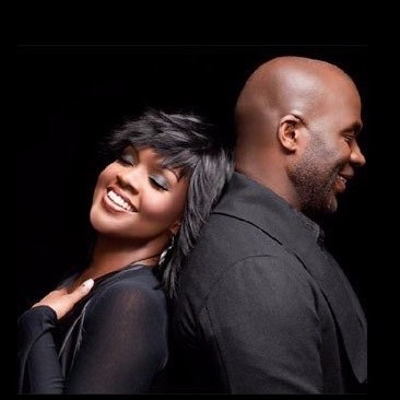 BeBe & CeCe Winans Profile Picture Photo of BeBe & CeCe Winans