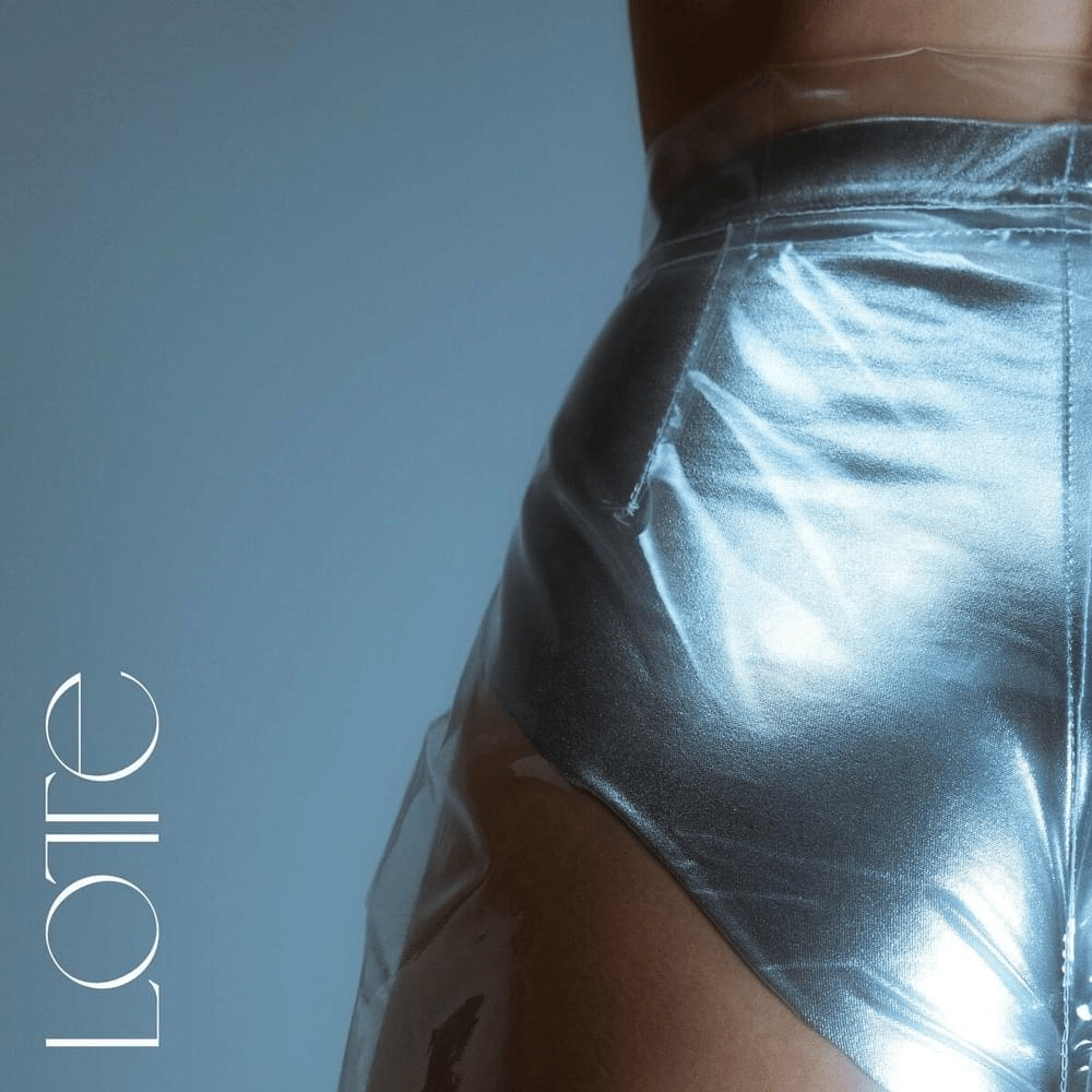 Album cover art for "LASS DIE MUSIK AN" by LOTTE