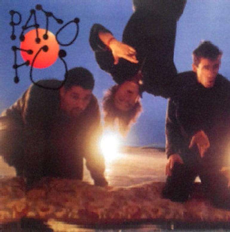 Album cover art for "Pinga" by Pato Fu