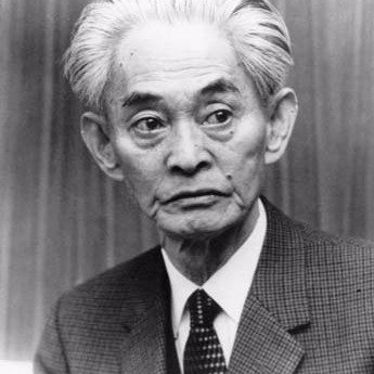 Photo of Yasunari Kawabata