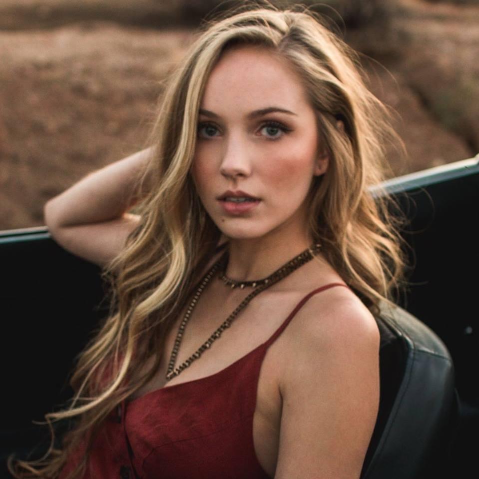 Cover image for Carly Paige