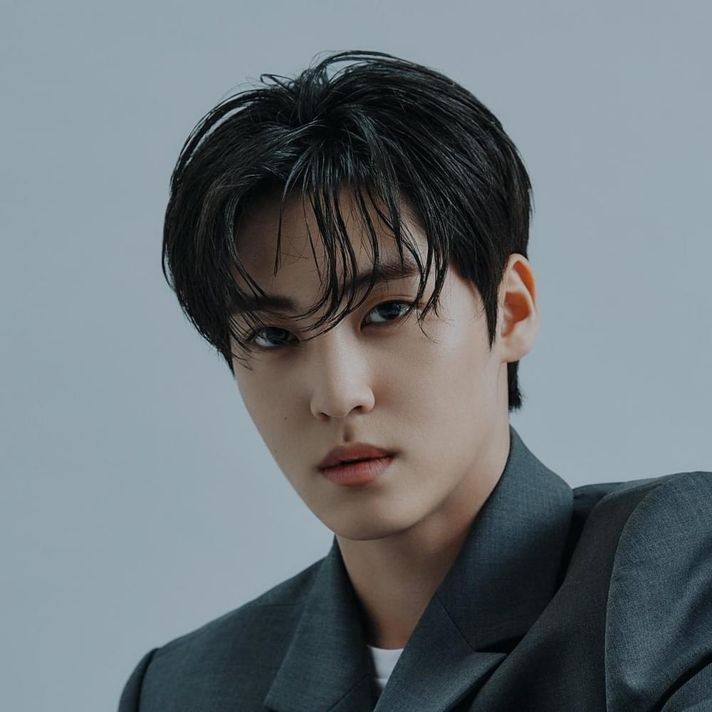 Photo of SONG YUVIN (송유빈)