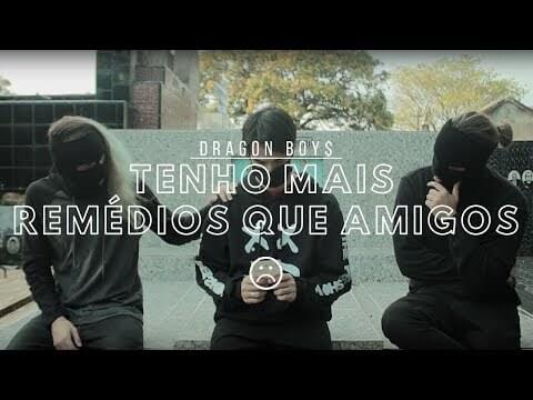 Album cover art for "Tenho Mais Remédios Que Amigos" by Dragon Boys