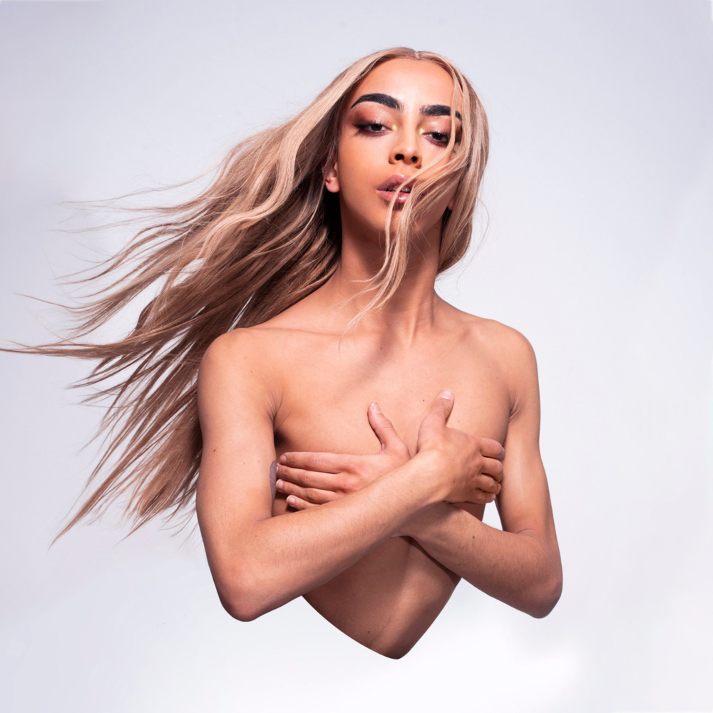 Album cover art for "Lights Off" by Bilal Hassani
