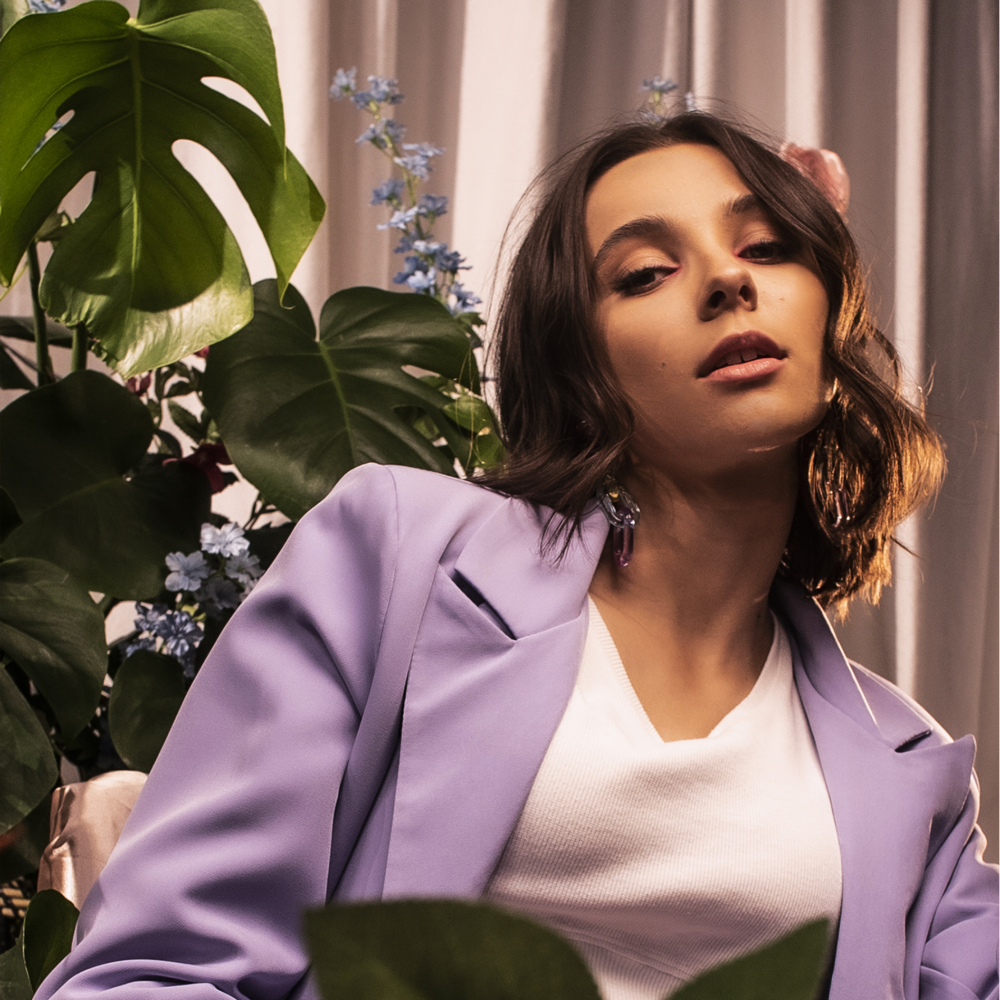 Cover image for Carla Fernandes
