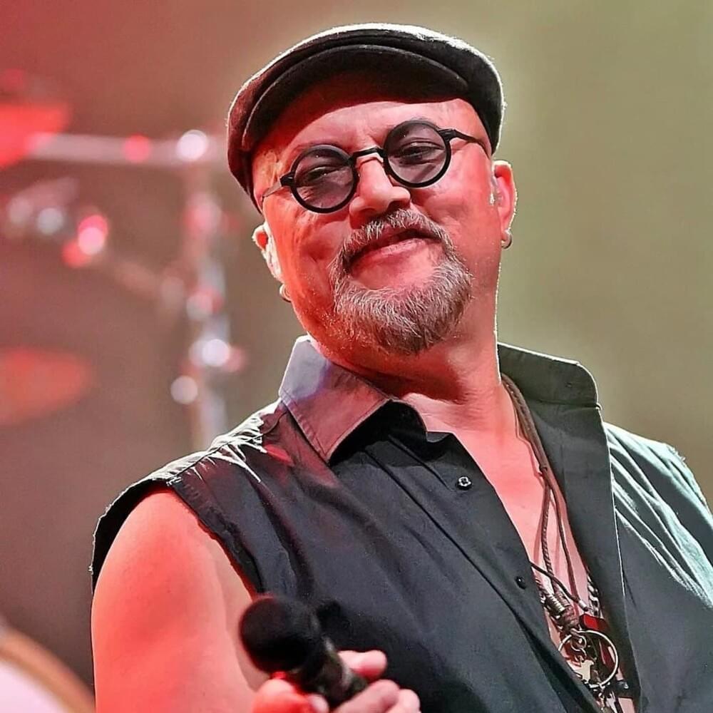 Geoff Tate Profile Picture Photo of Geoff Tate