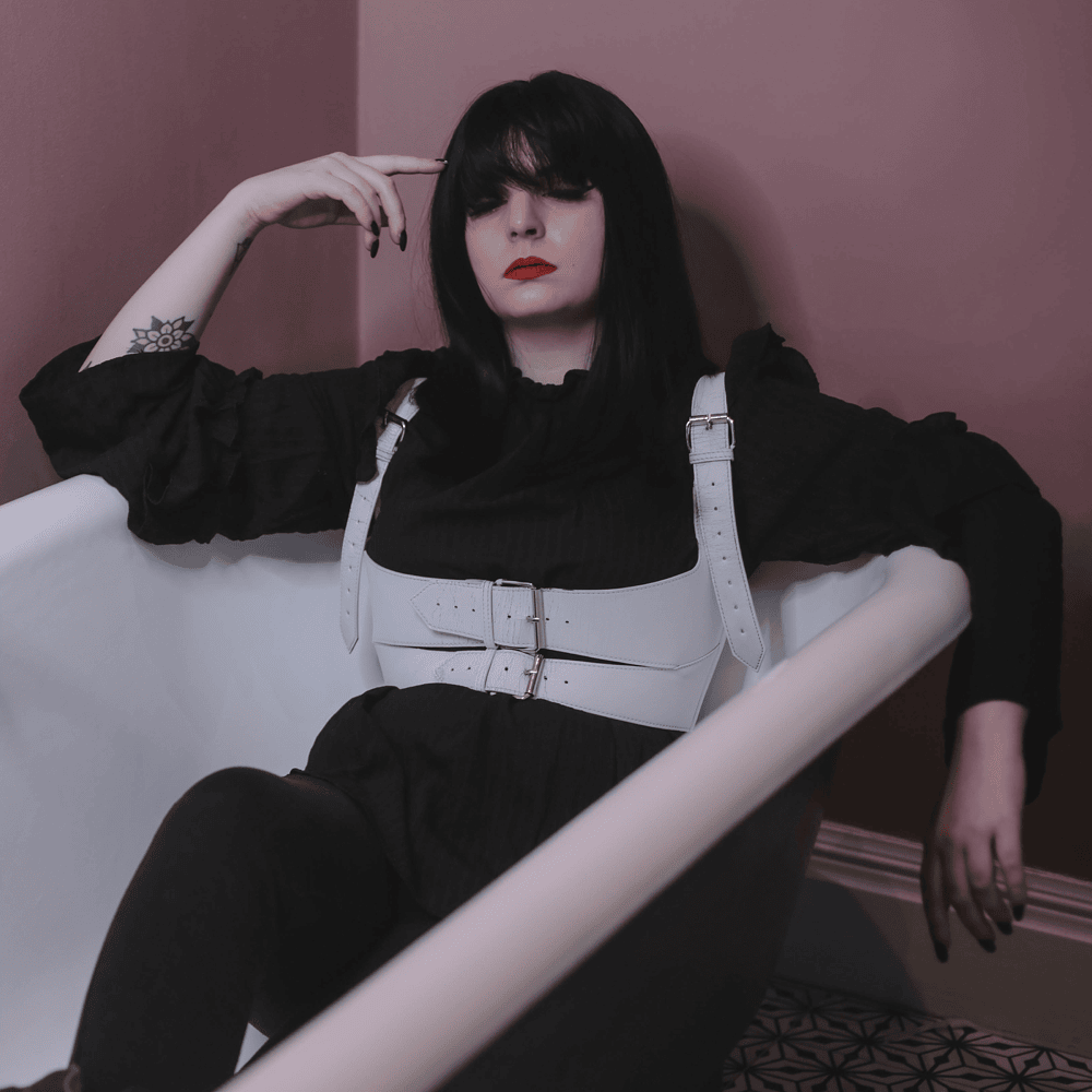 Album cover art for "Parasite" by Emma Blackery
