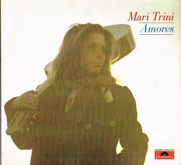 Album cover art for "Cuando Me Acaricias" by Mari Trini