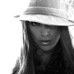 Cover image for Siénteme