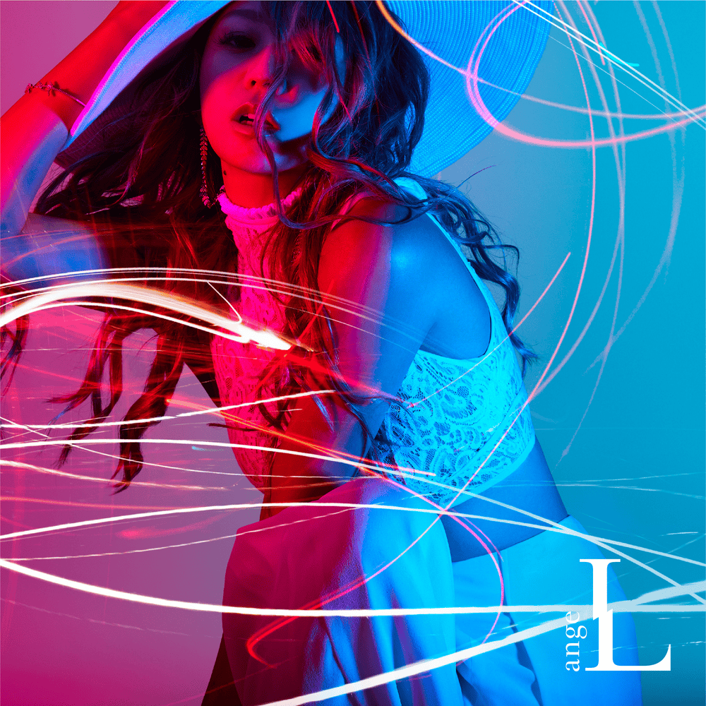 Album cover art for "RUN" by 倖田來未 (Kumi Koda)