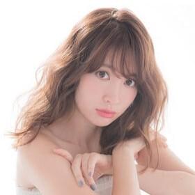小嶋陽菜 (Haruna Kojima) Profile Picture Photo of 小嶋陽菜 (Haruna Kojima)