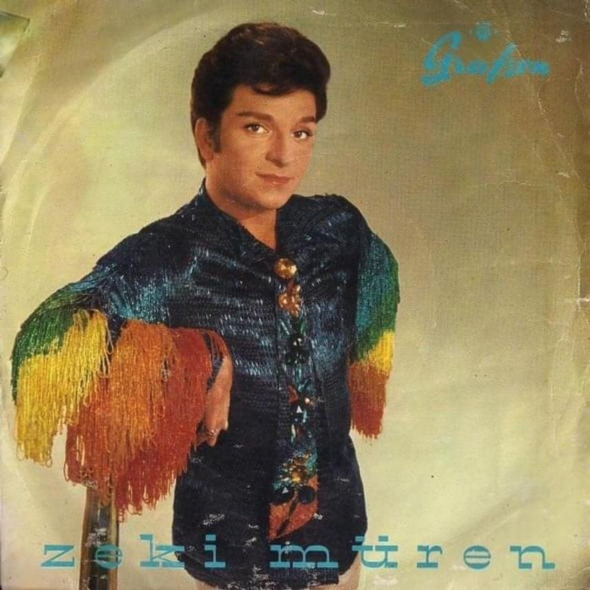Album cover art for "Bir Gün Karşılaşırsak Ayrıldığımız Yerde [Eller Gibi Davranıp]" by Zeki Müren