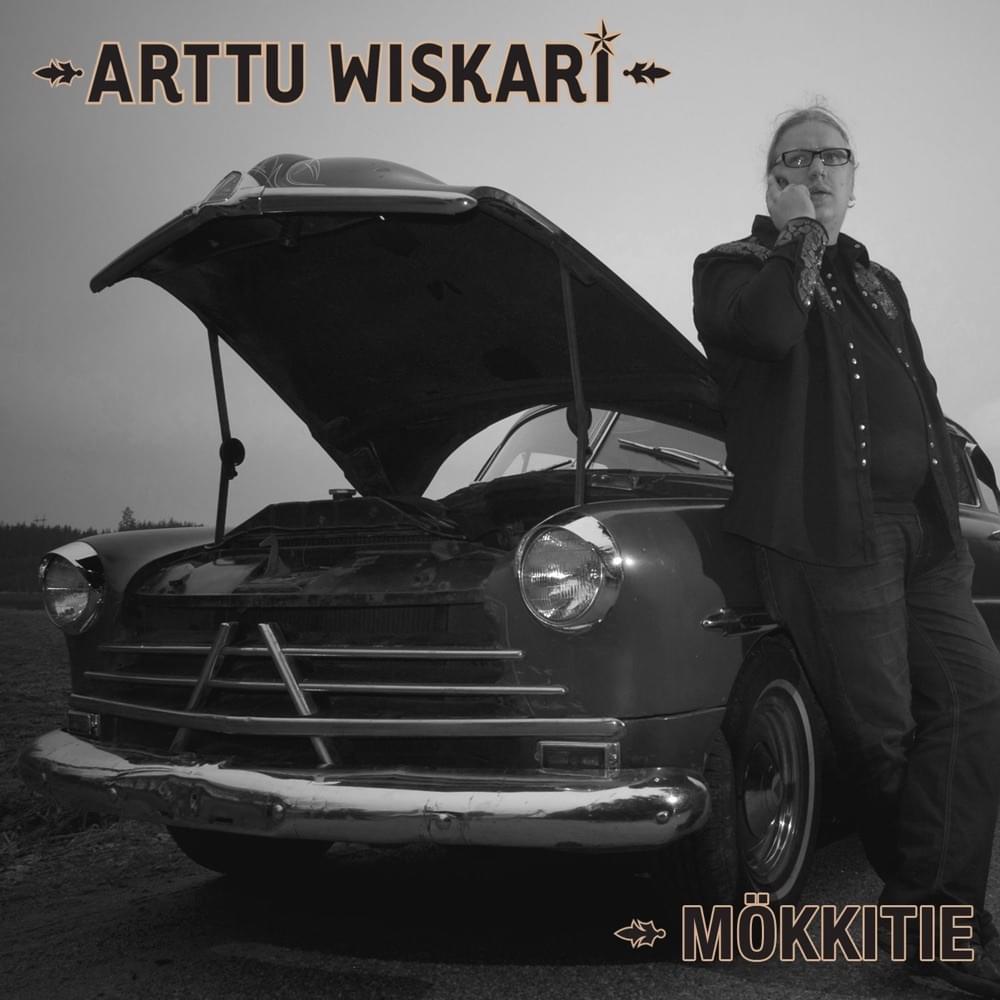 Mökkitie by Arttu Wiskari