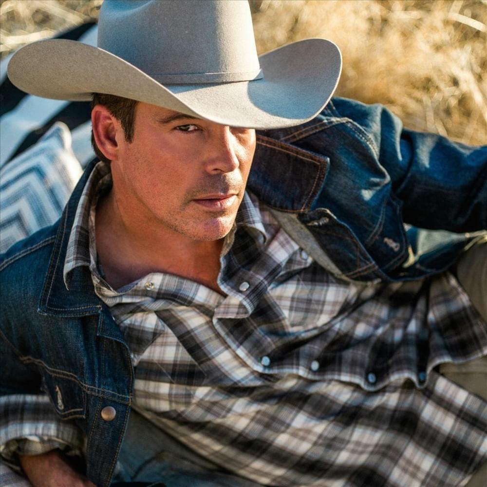 Photo of Clay Walker