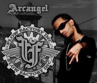 Album cover art for "Tu Flow Con El Mío" by Arcángel
