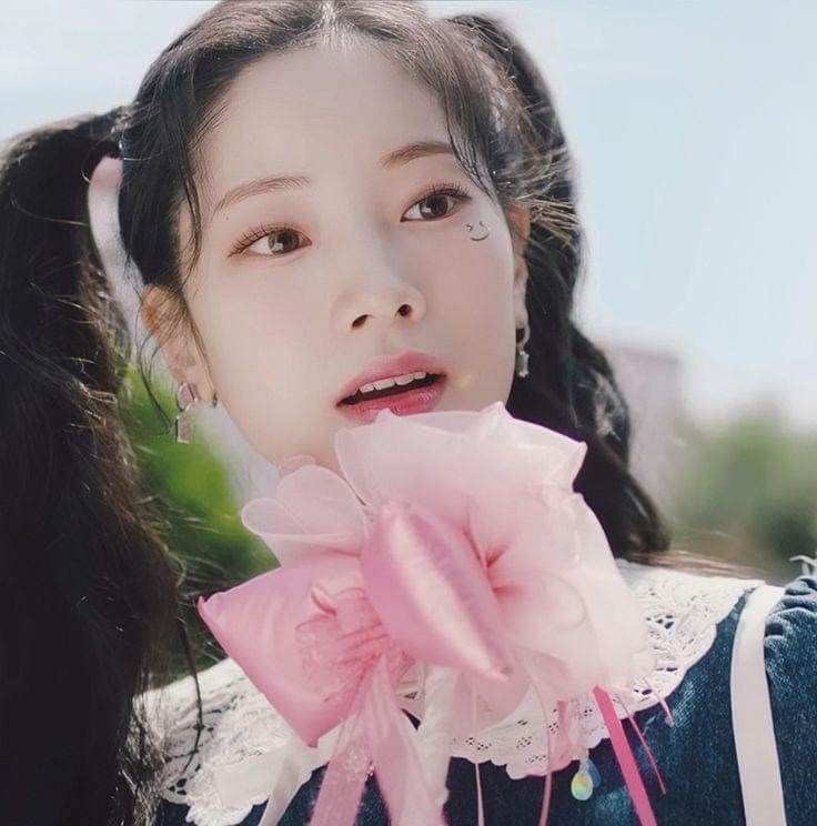 Good Mood by DAHYUN
