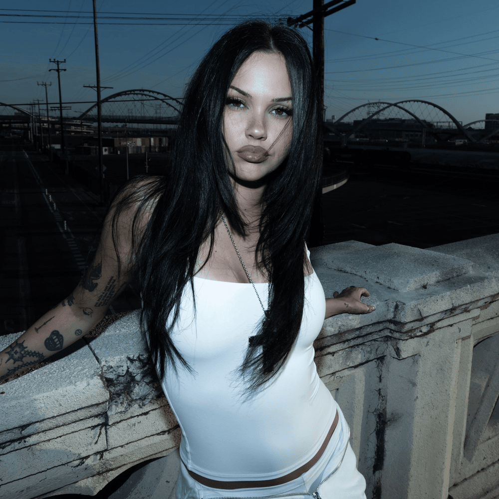 Cover image for Maggie Lindemann