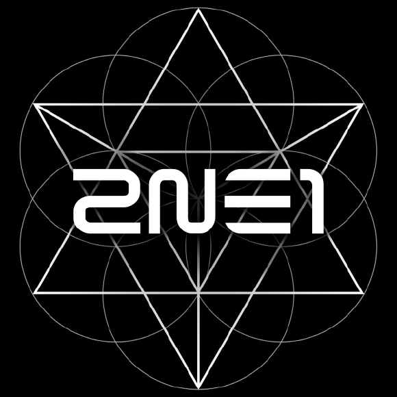 Album cover art for "SCREAM (KRN ver.)" by 2NE1