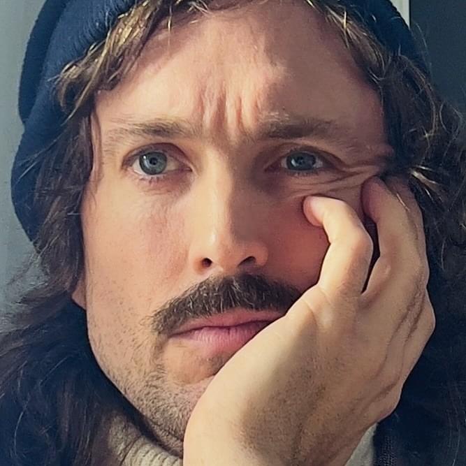 Photo of Alex Ebert