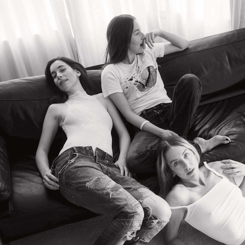 Photo of HAIM