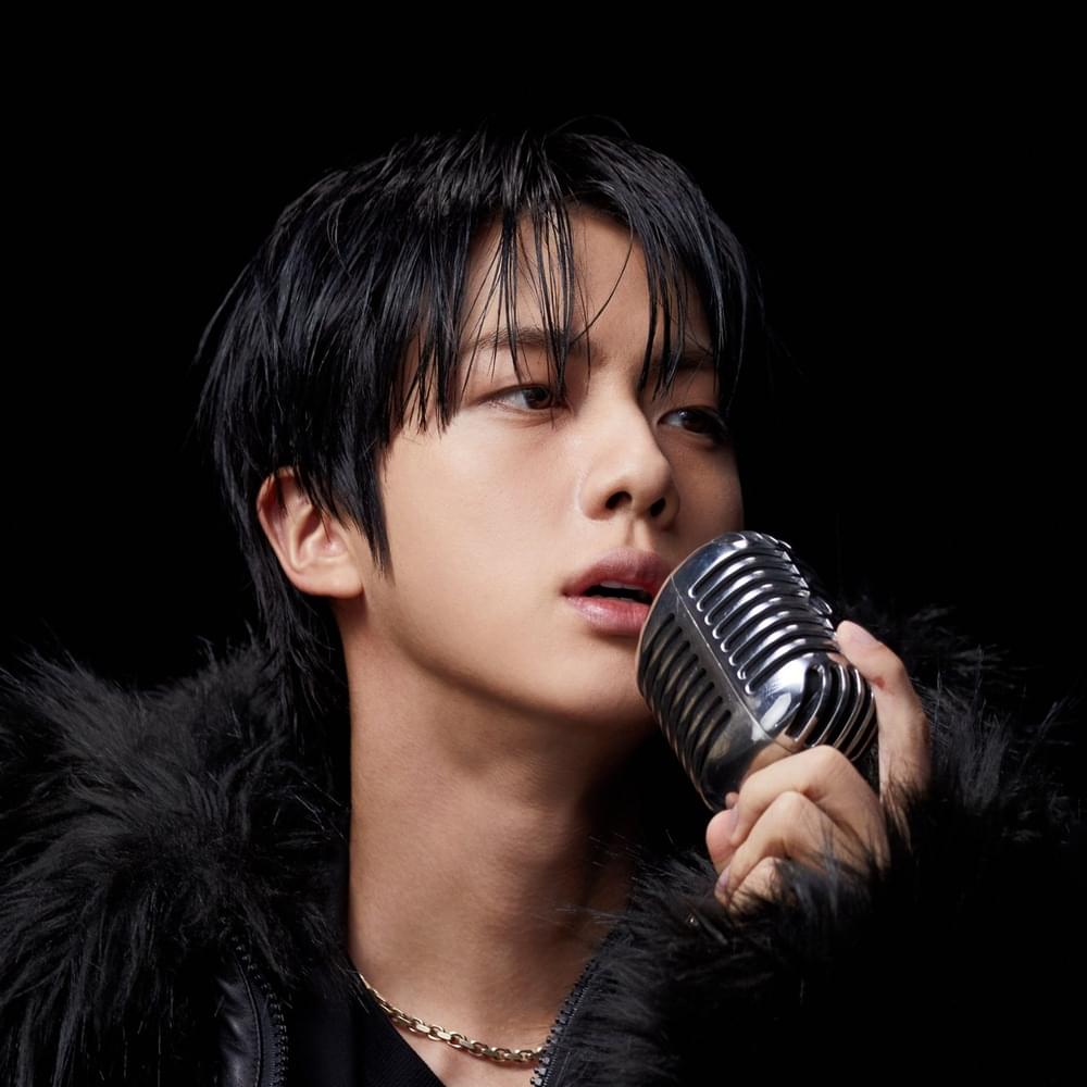 Photo of Jin (진)