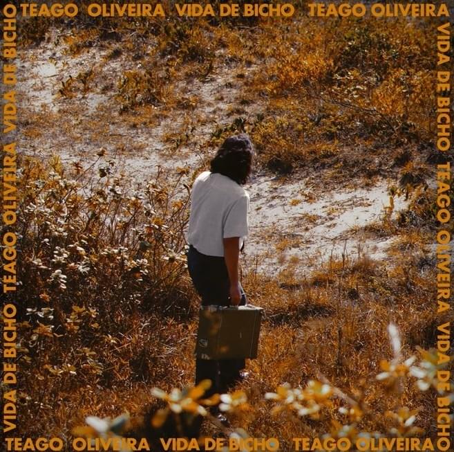 Vida de Bicho by Teago Oliveira