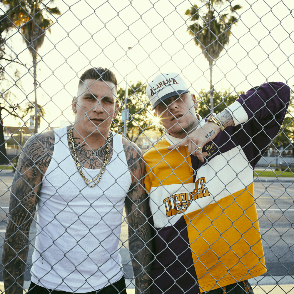 Album cover art for "Was erlebt" by Gzuz & Bonez MC